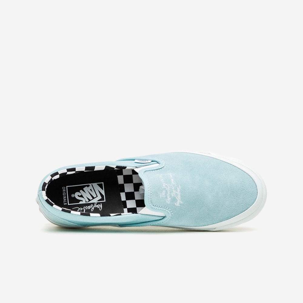 Vans Ray Barbee X Leica OG Classic Slip-On Suede ‘Capturing the Journey’ Sneaker - Picture 5 of 15